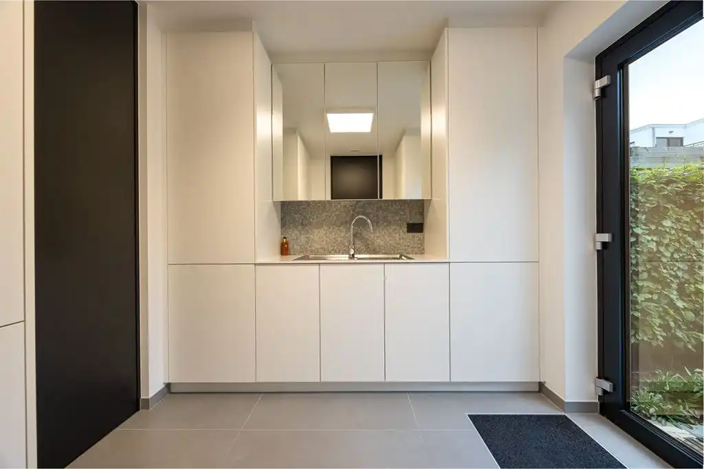 Moderne architecturale woning in een doodlopend straatje foto 10