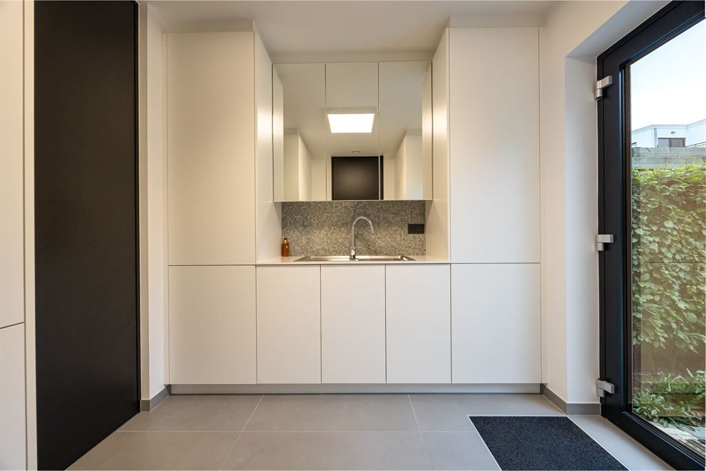 Moderne architecturale woning in een doodlopend straatje foto 10