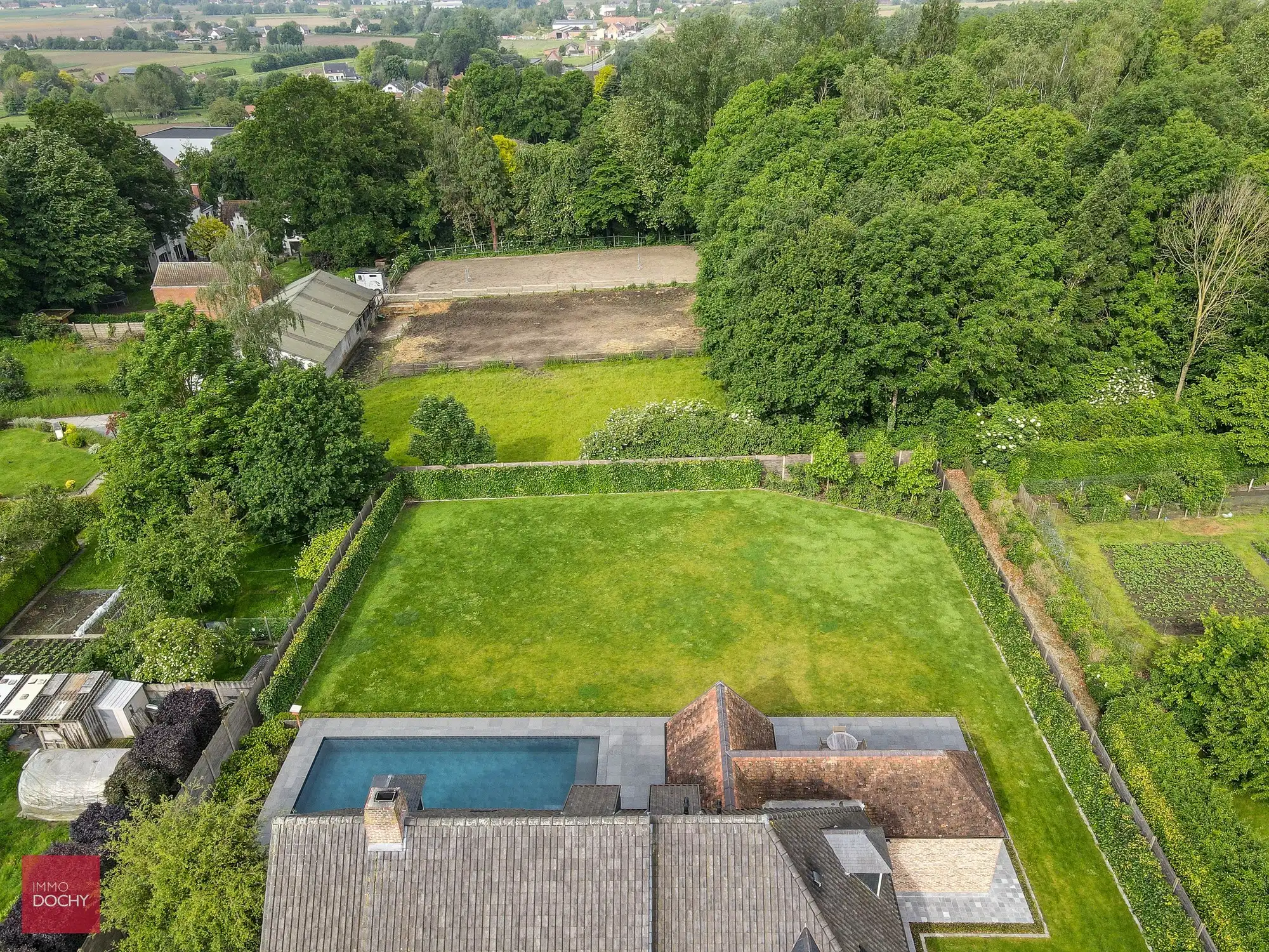 Prachtige instapklare villa met zwembad | Tiegemberg foto 14