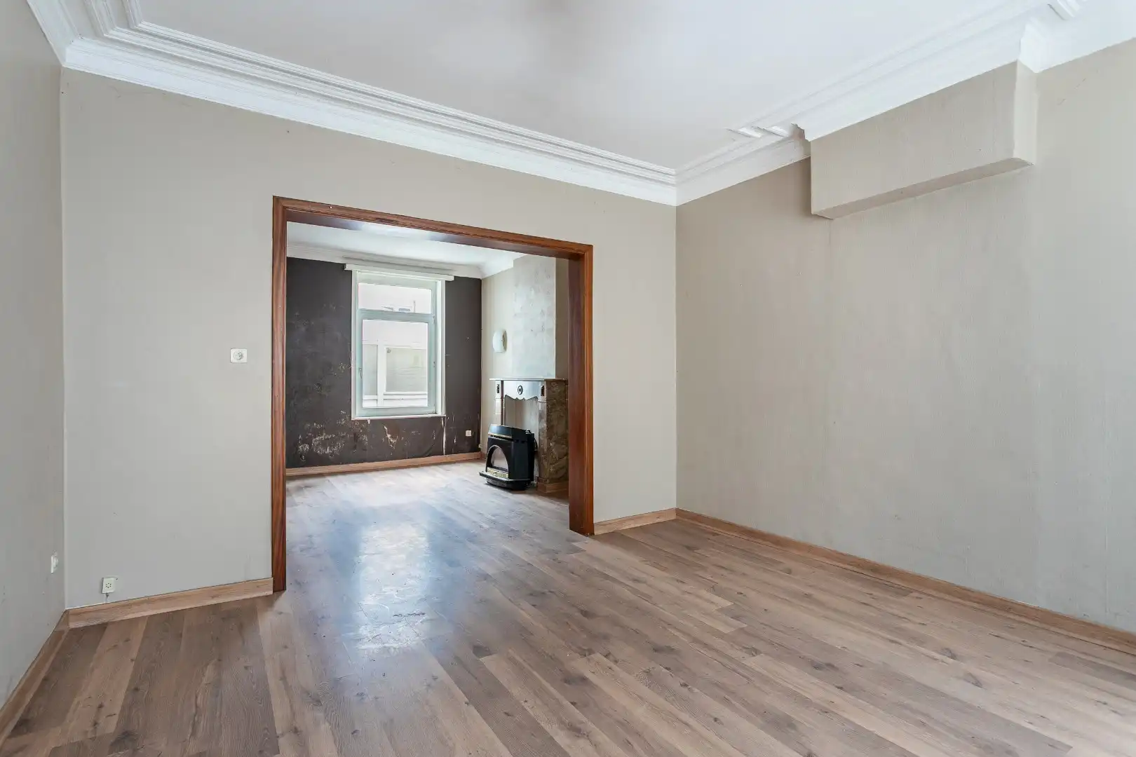 Handelshuis én appartement centrum Halle foto 15