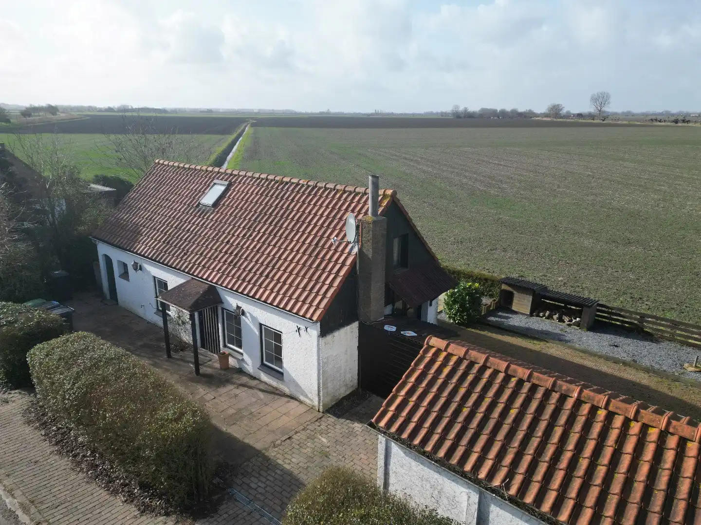 Charmante dijkwoning in het hart van de Zeeuwse polders (Slikkenburg) foto 41