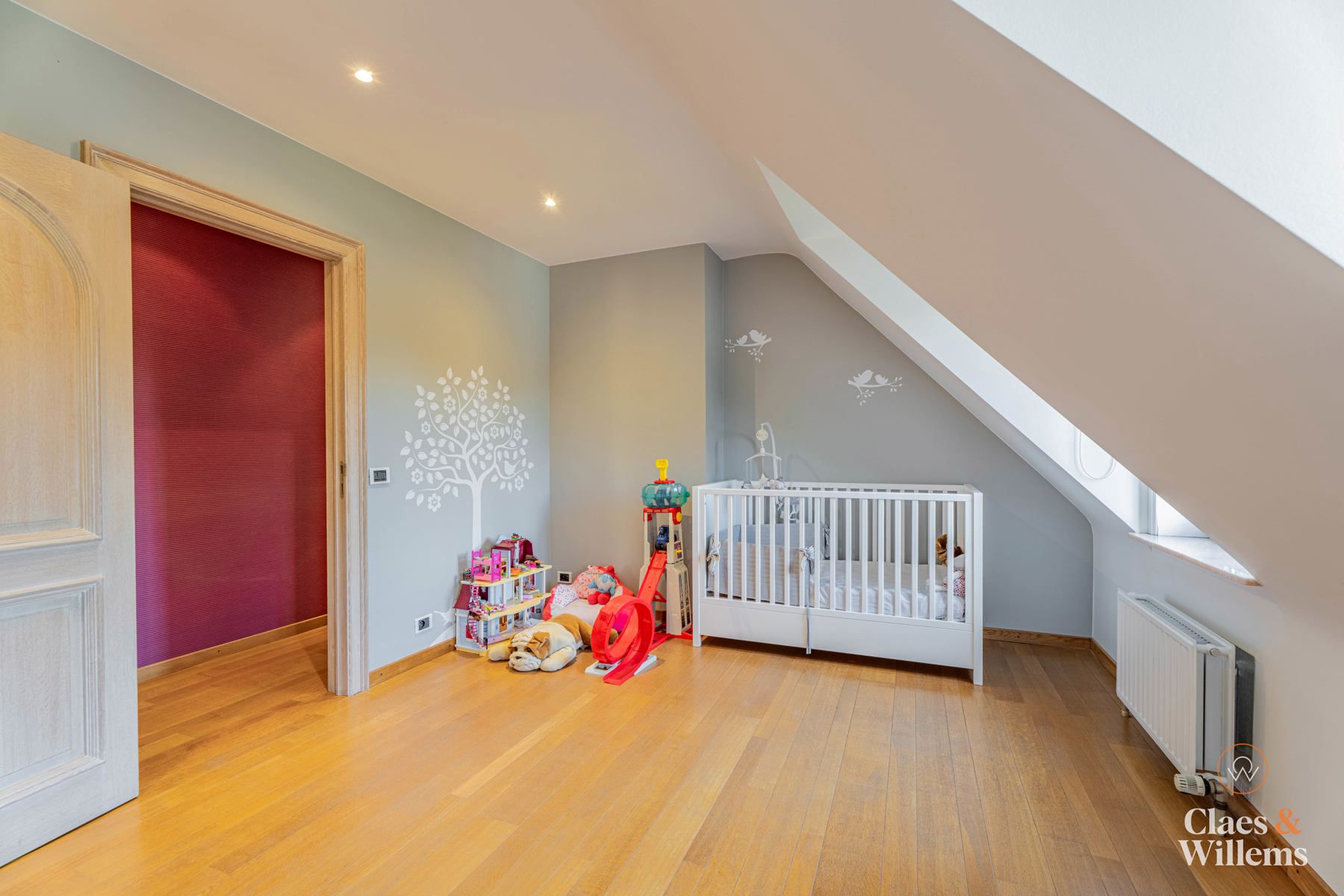 Ruime gezinswoning met praktijk- of kantoorruimte foto 24