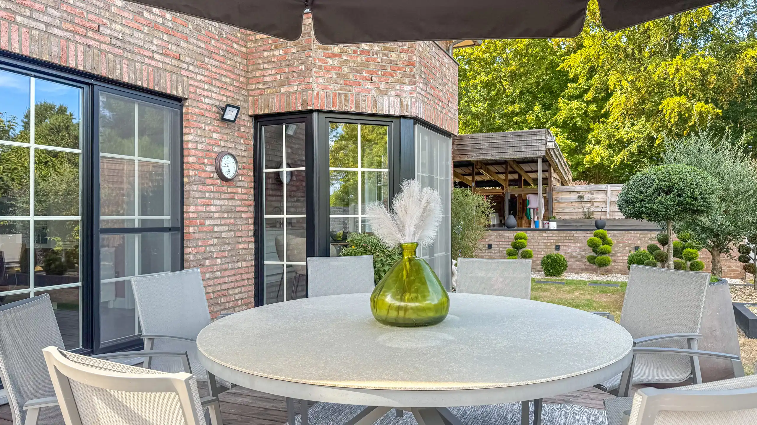 Ruime woning van 235m² met 4slpks, kelder en EPC B!  foto 49