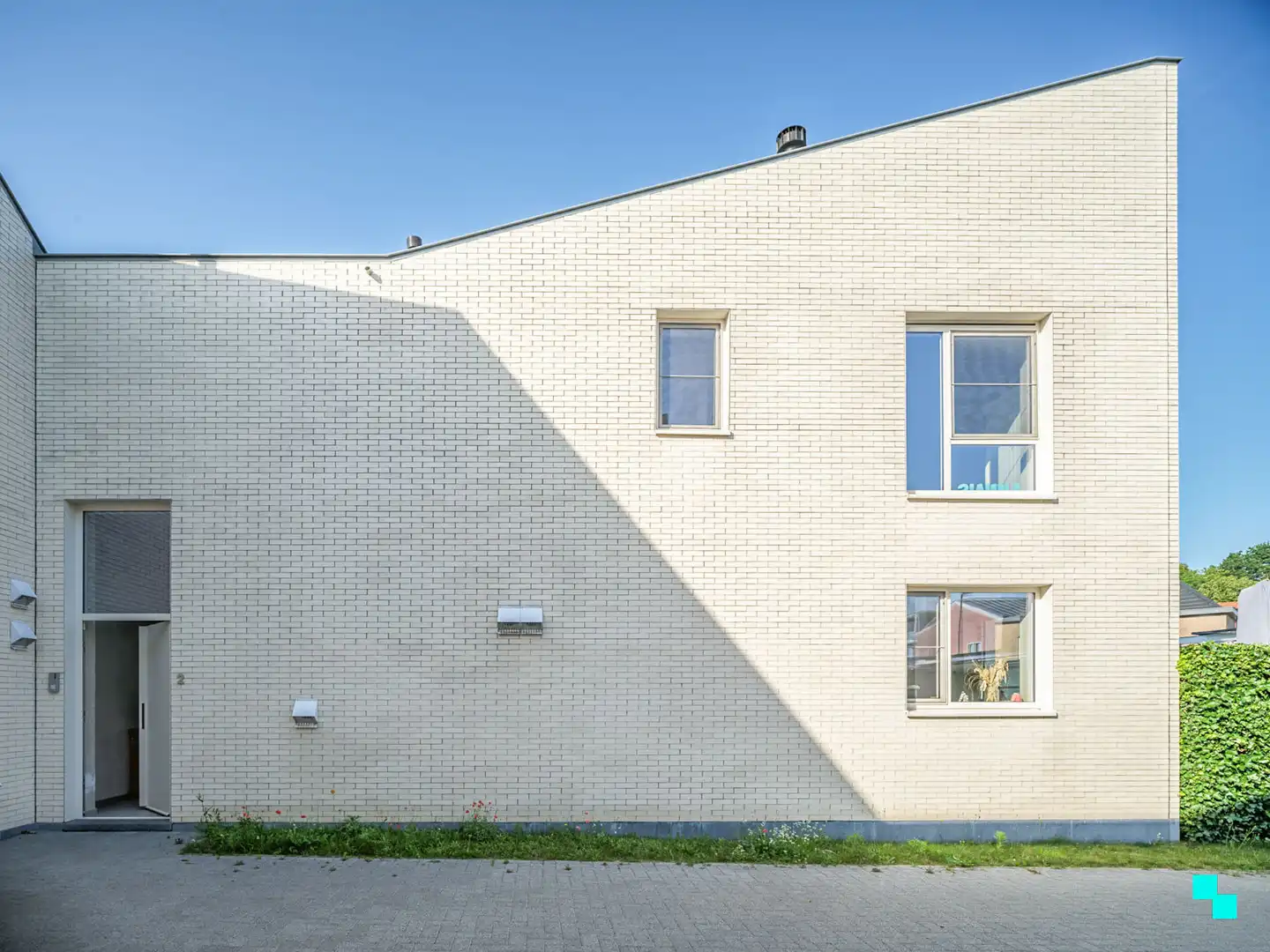 Instapklare woning met vijf kamers in het hart van Merelbeke foto 28