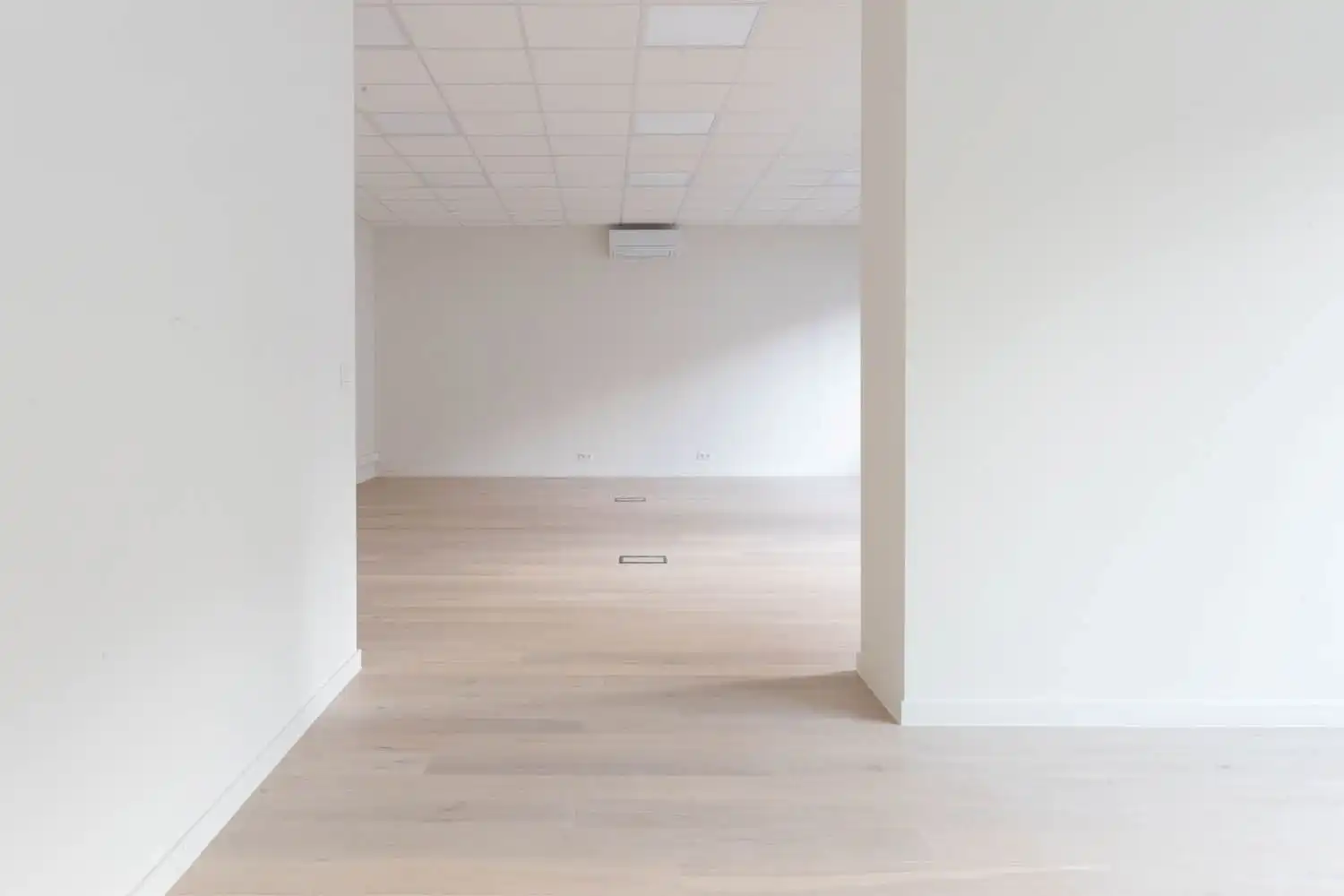 Luxe-appartement + kantoor gelegen in hartje Antwerpen foto 13