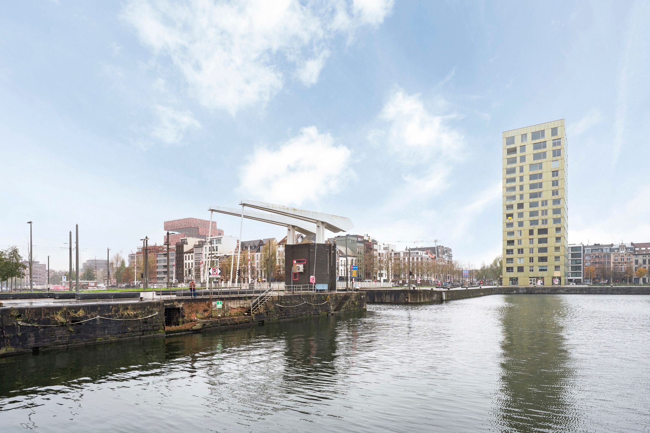 ANTWERPEN EILANDJE - Wonen aan het water foto 11