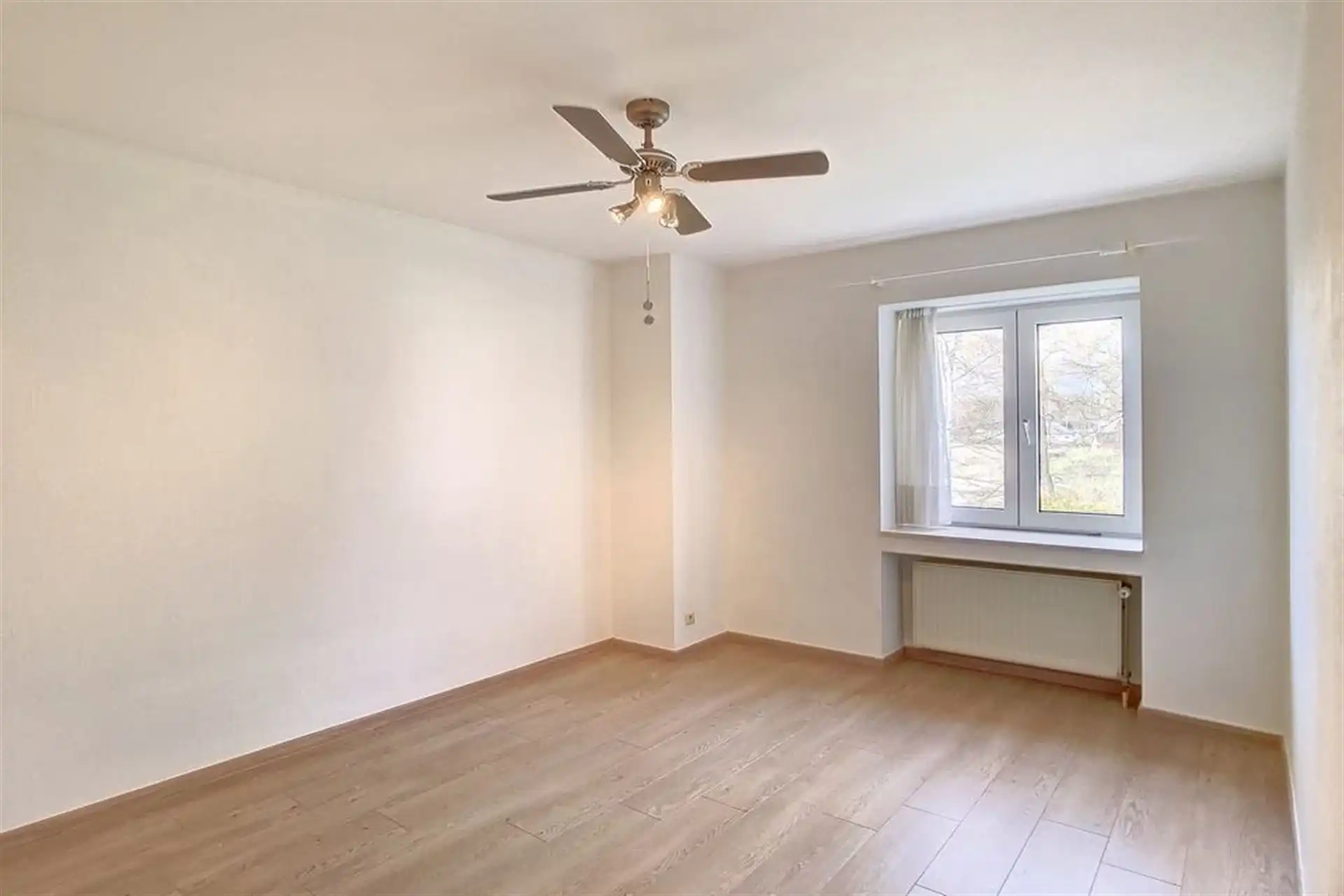 Villa met mooie tuin in rustige straat foto 24