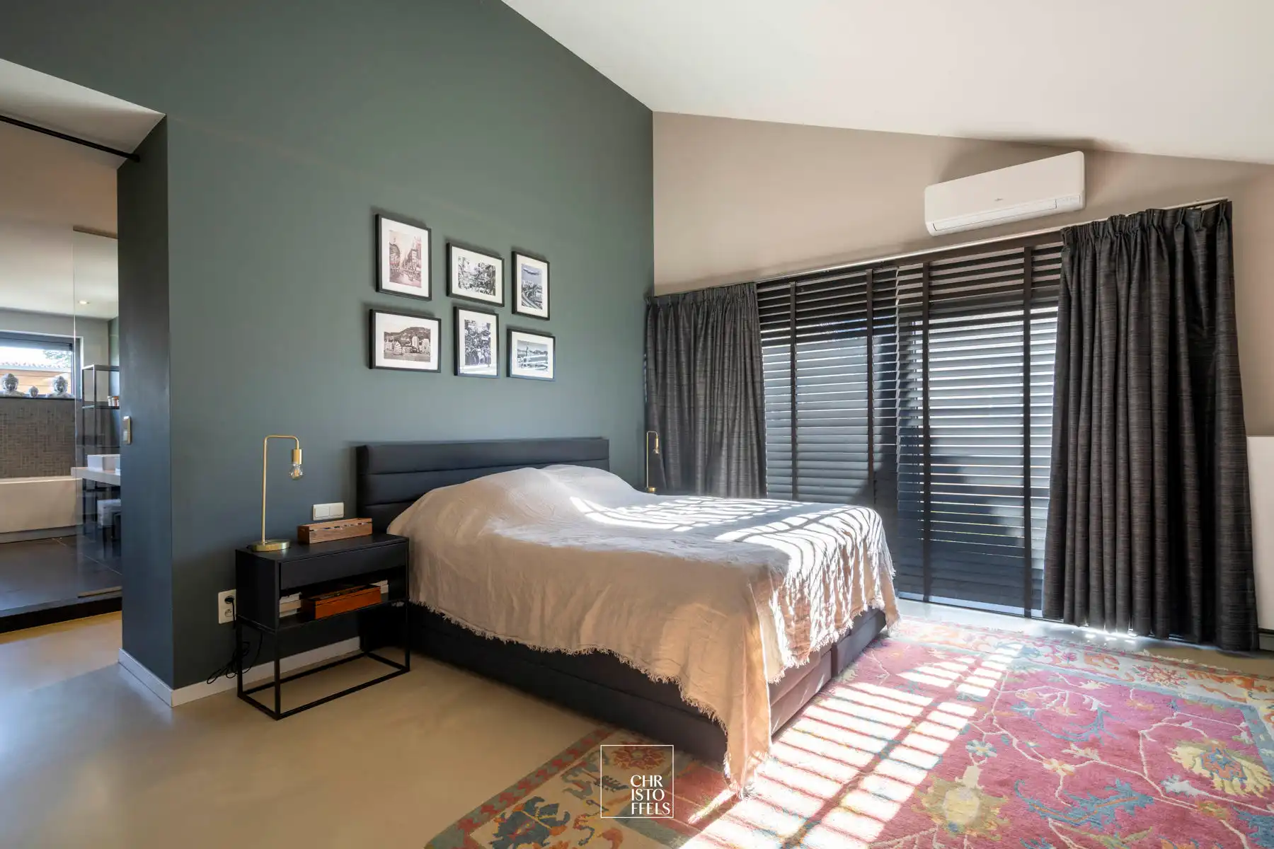 Moderne villa (374 m²) met zwembad en poolhouse op perceel van 1.039 m² foto 13
