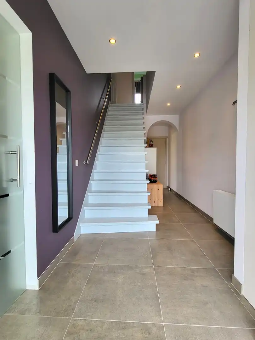 Gerenoveerde woning met garage en zonnige tuin in landelijke omgeving. Topper! foto 10