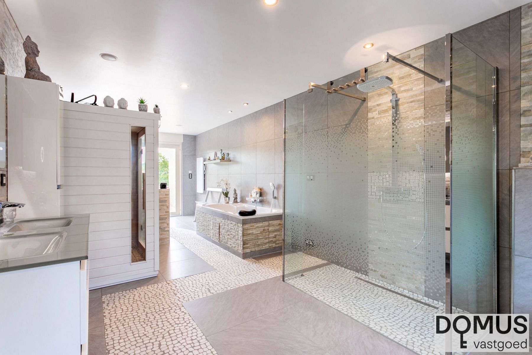 Leuke en energiezuinige gezinswoning met grote tuin en 4 slaapkamers foto 15