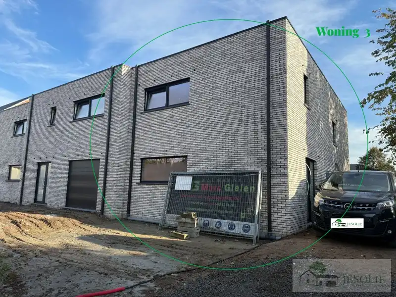 Moderne, energiezuinige woning- volledig afgewerkt incl. carport. foto 2