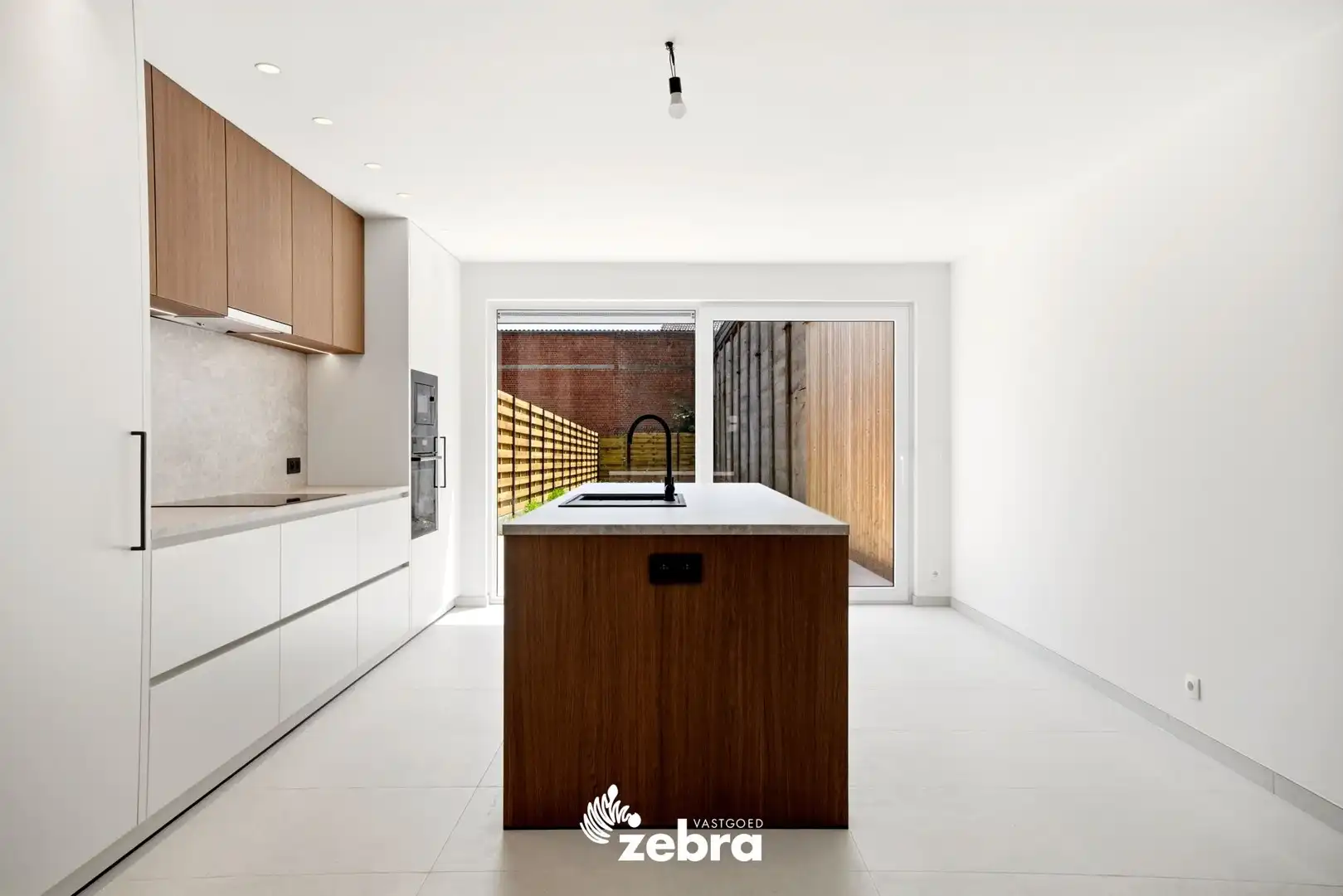 Instapklare woning met EPC-label A, 3 slaapkamers en uitweg nabij centrum Meulebeke! foto 6