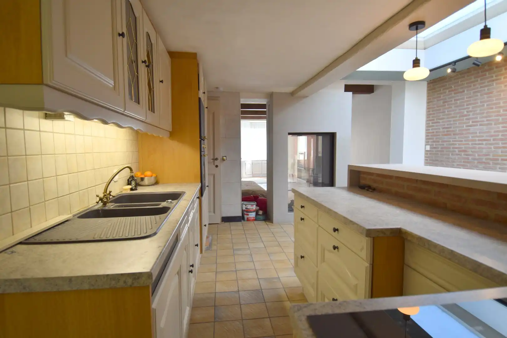 Ruime woning met tuin, garage en 3 slaapkamers te Lauwe  foto 8