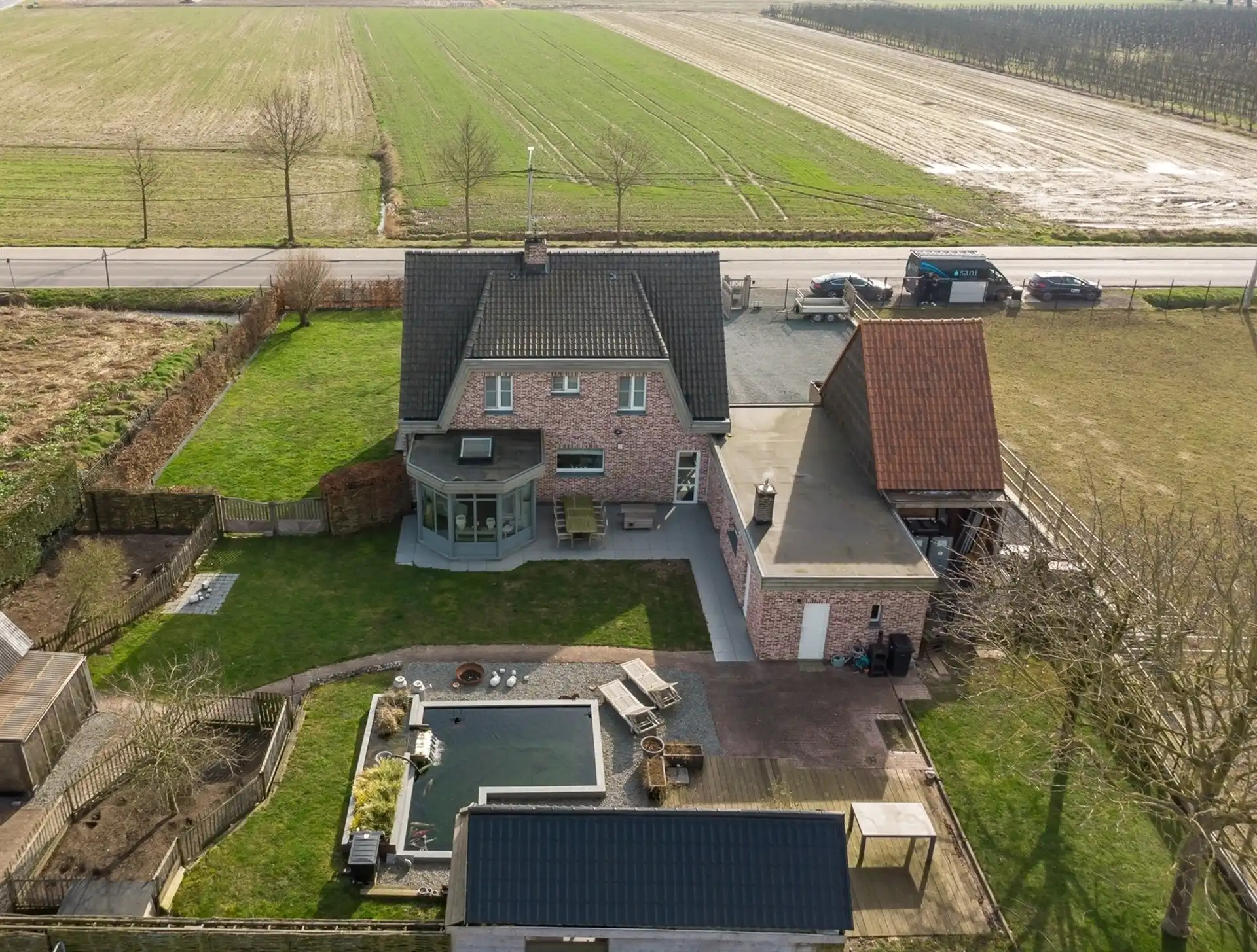 Ruime woning met bijbouw en weide op perceel van 6790 m²  foto 36