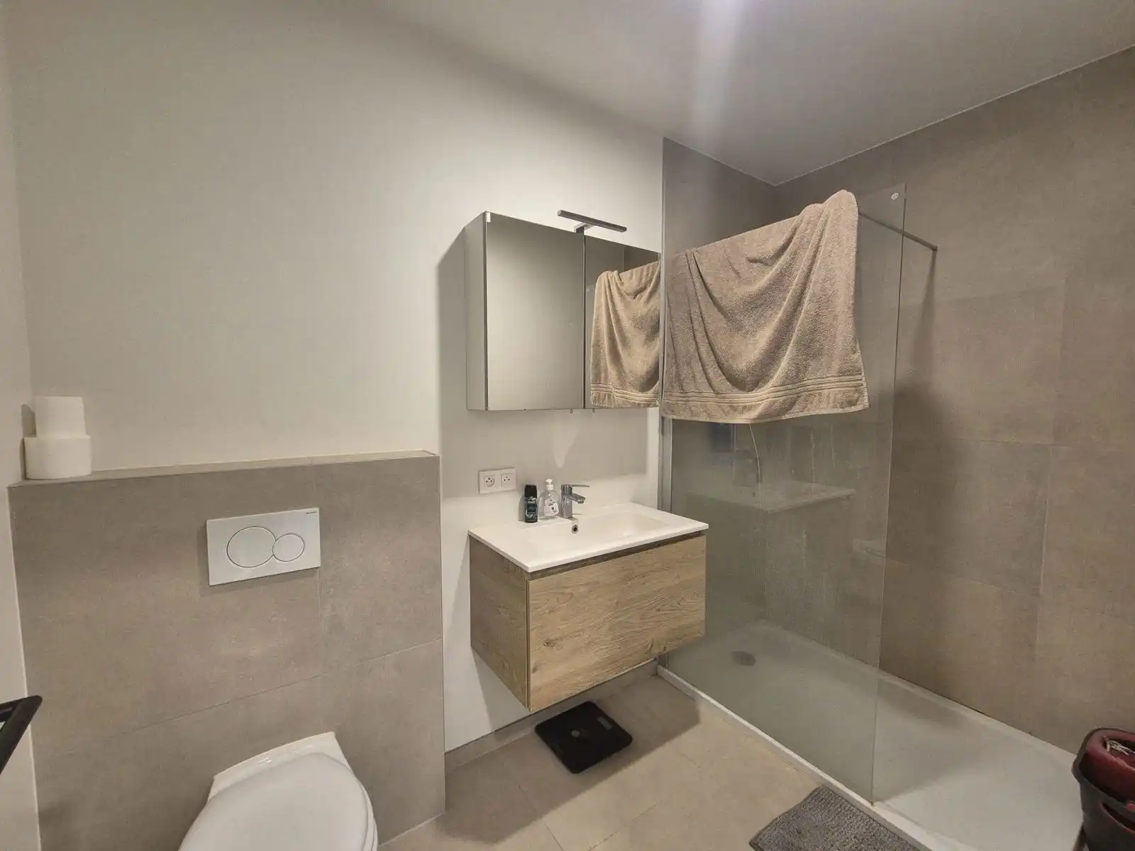 Prachtig appartement met één slaapkamer en ruim terras foto 6