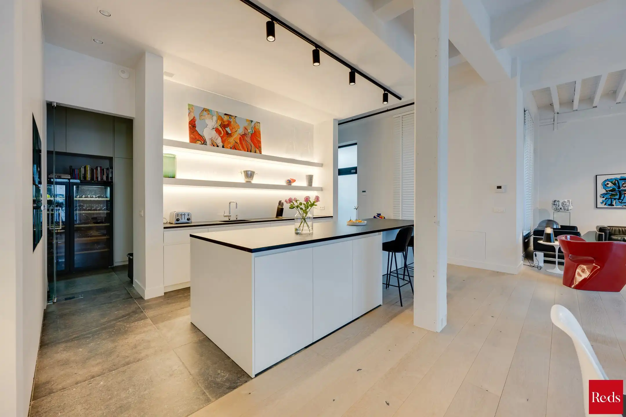 Exclusieve loft met terras op een unieke locatie aan het MAS foto 6