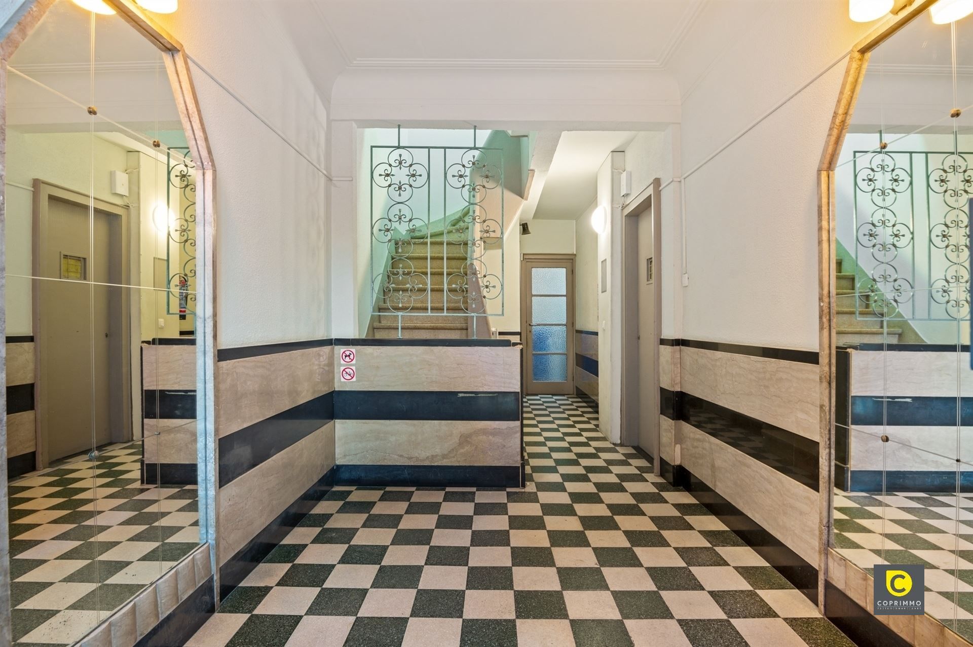 Instapklare studio in art-deco gebouw  foto 6