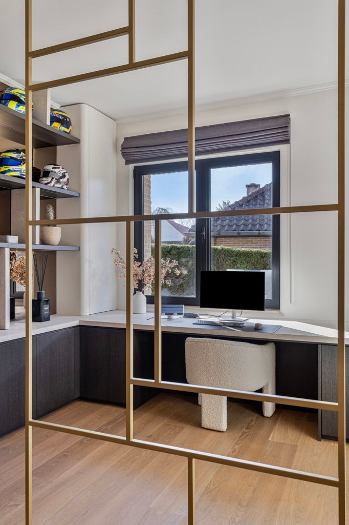 Instapklare laagbouw villa op een gunstige locatie  foto 12