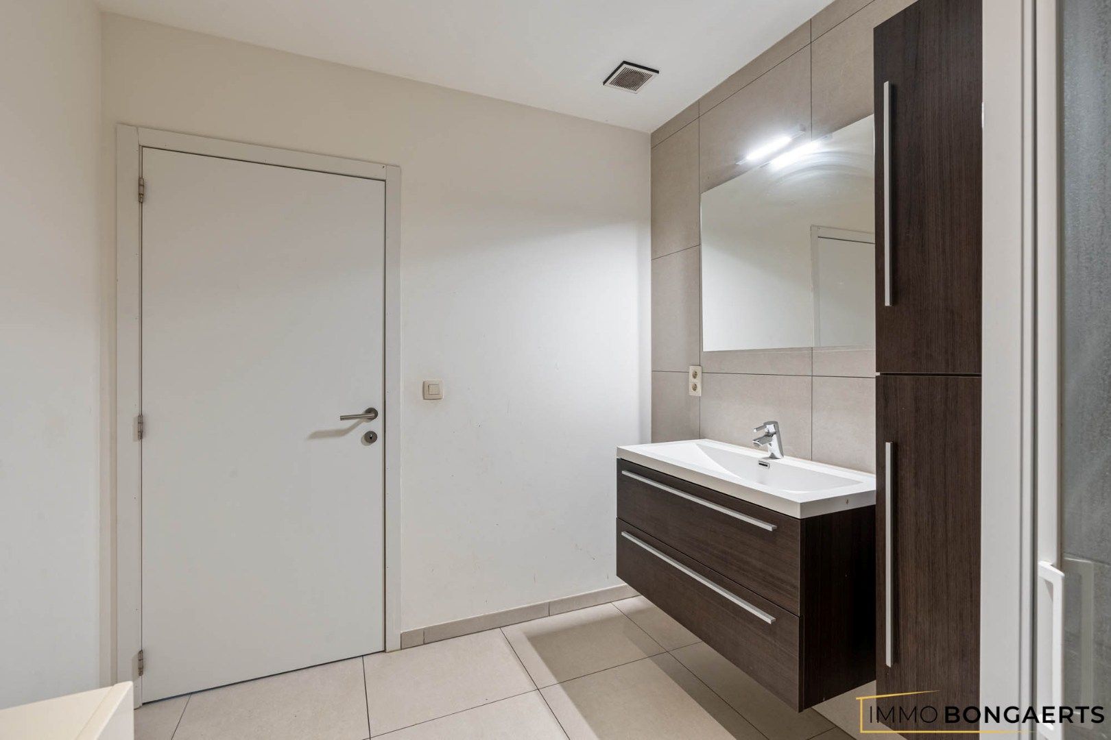 Appartement met twee slaapkamers foto 15