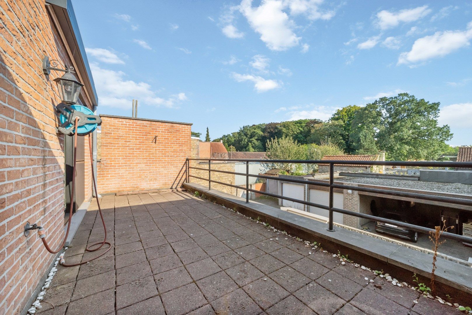 Ruim en modern duplexappartement met vier slaapkamers, centraal gelegen foto 6