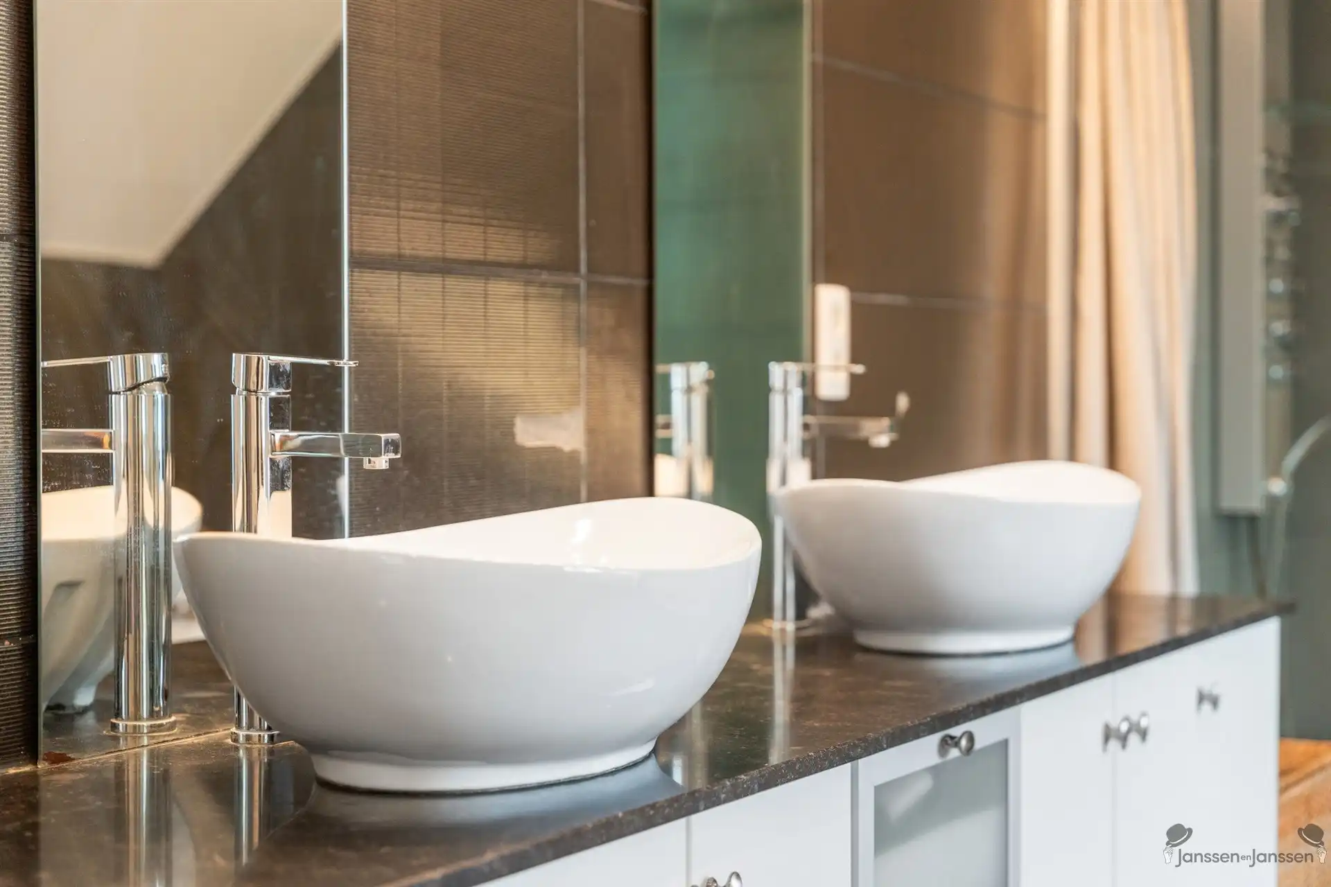 Prachtige villa op een perceel van 1.500m² in het groene Sint-Job. foto 17