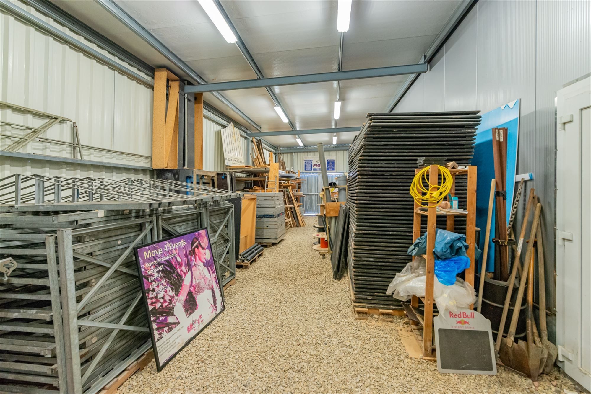 Te koop in Aalst: Multifunctioneel industrieel pand foto 16