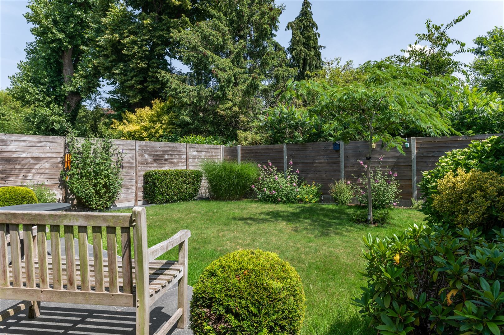 Perfect onderhouden halfopen woning met zonnige tuin. foto 2