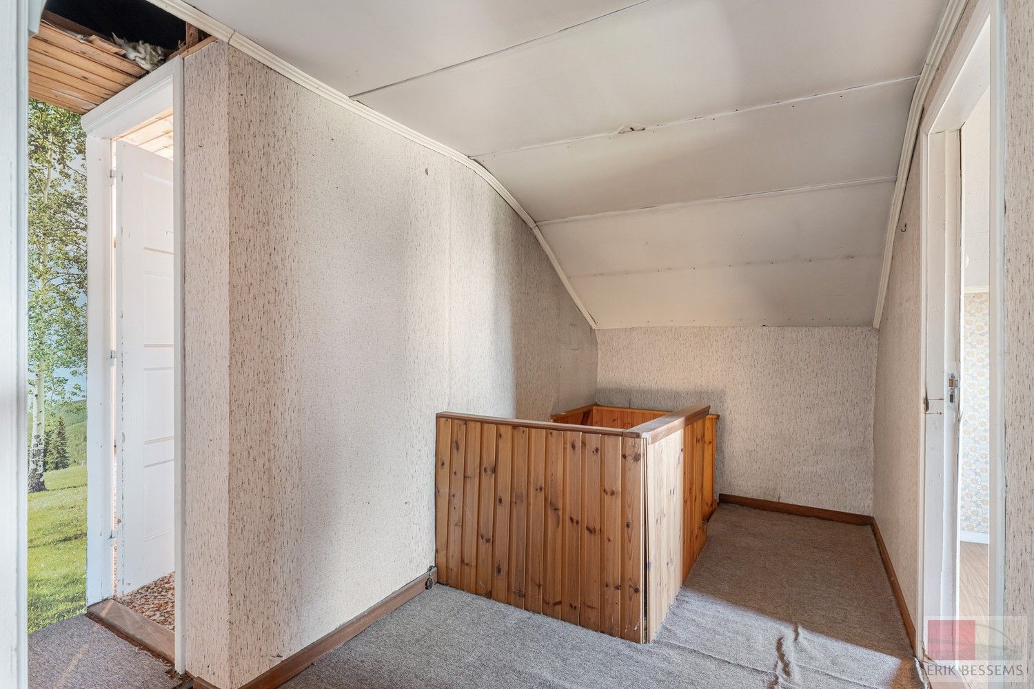 Charmante renovatiewoning met authentieke details en karaktervolle gevel. foto 16