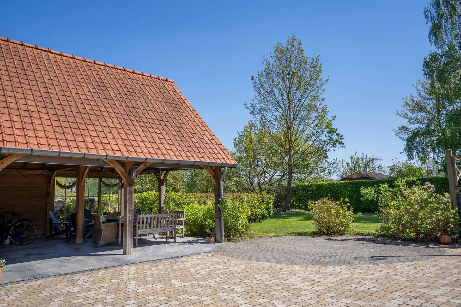 Karaktervolle villa met 4 slaapkamers, praktijkruimte en uitzonderlijke tuin te rijkhoven foto 27