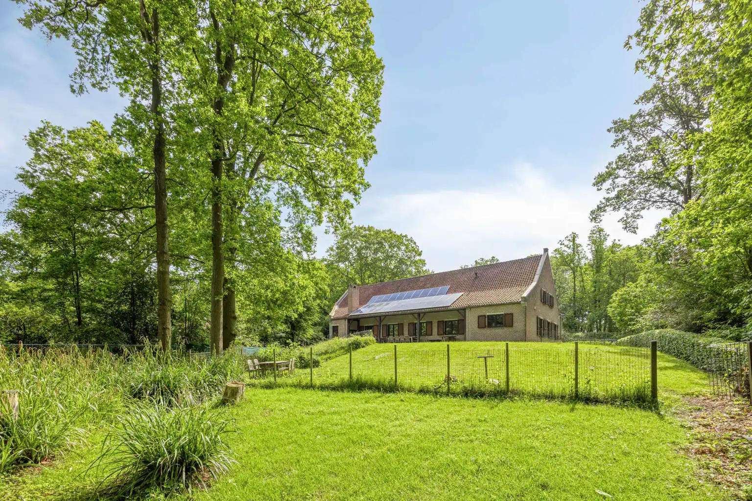 Prachtige en kwalitatieve woning op toplocatie in Linden foto 29