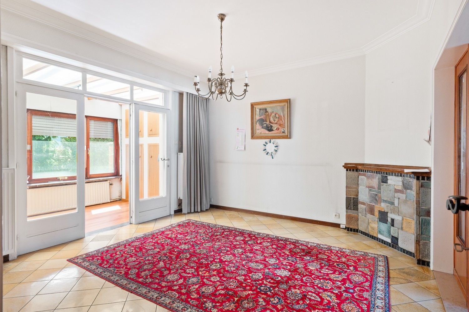 Ruim huis met 4 slaapkamers, tuin, veranda en garage in Deurne! foto 6