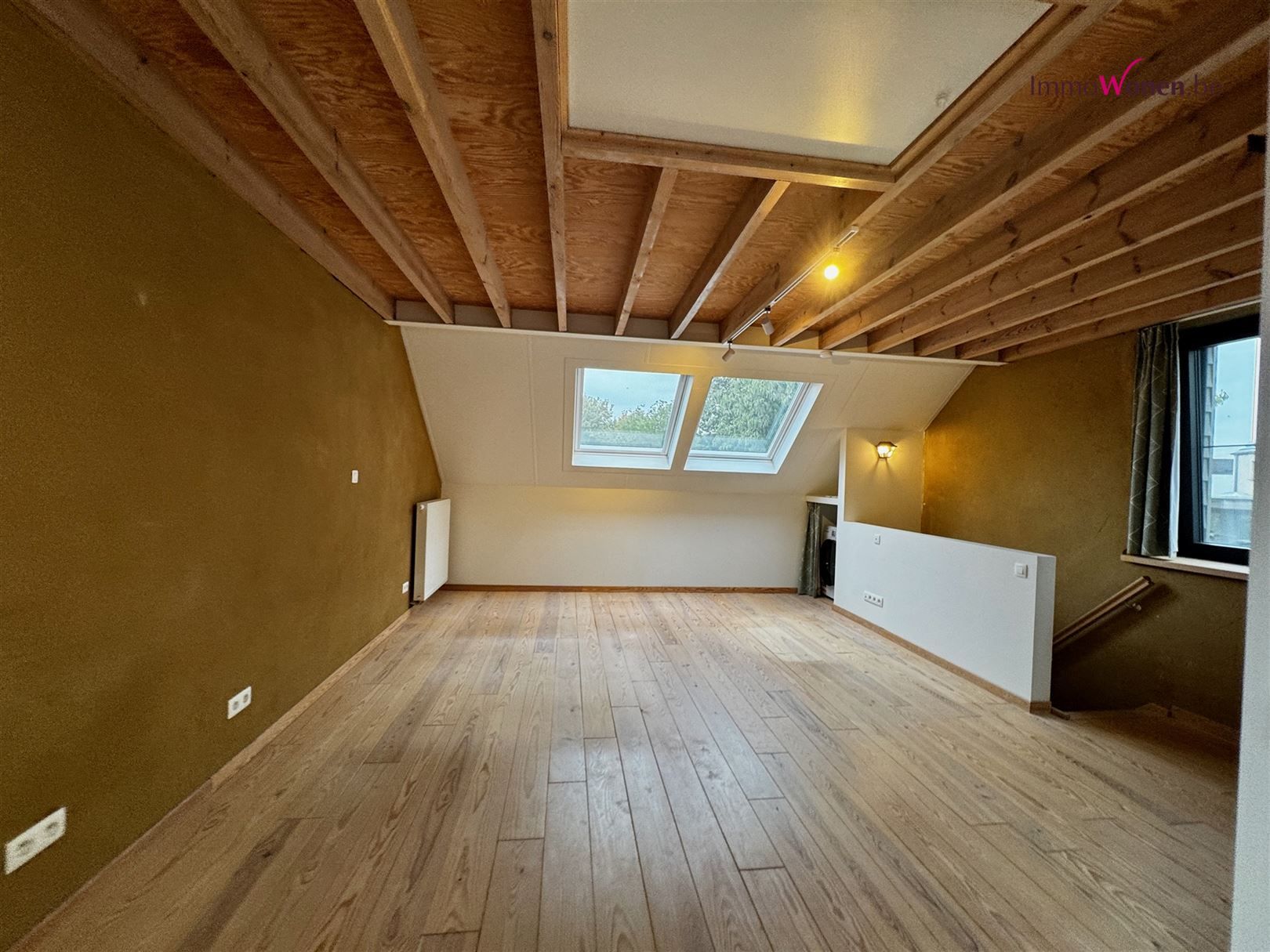 Tinne van ImmoWonen.be verhuurt dit fijne huisje met garage foto 2