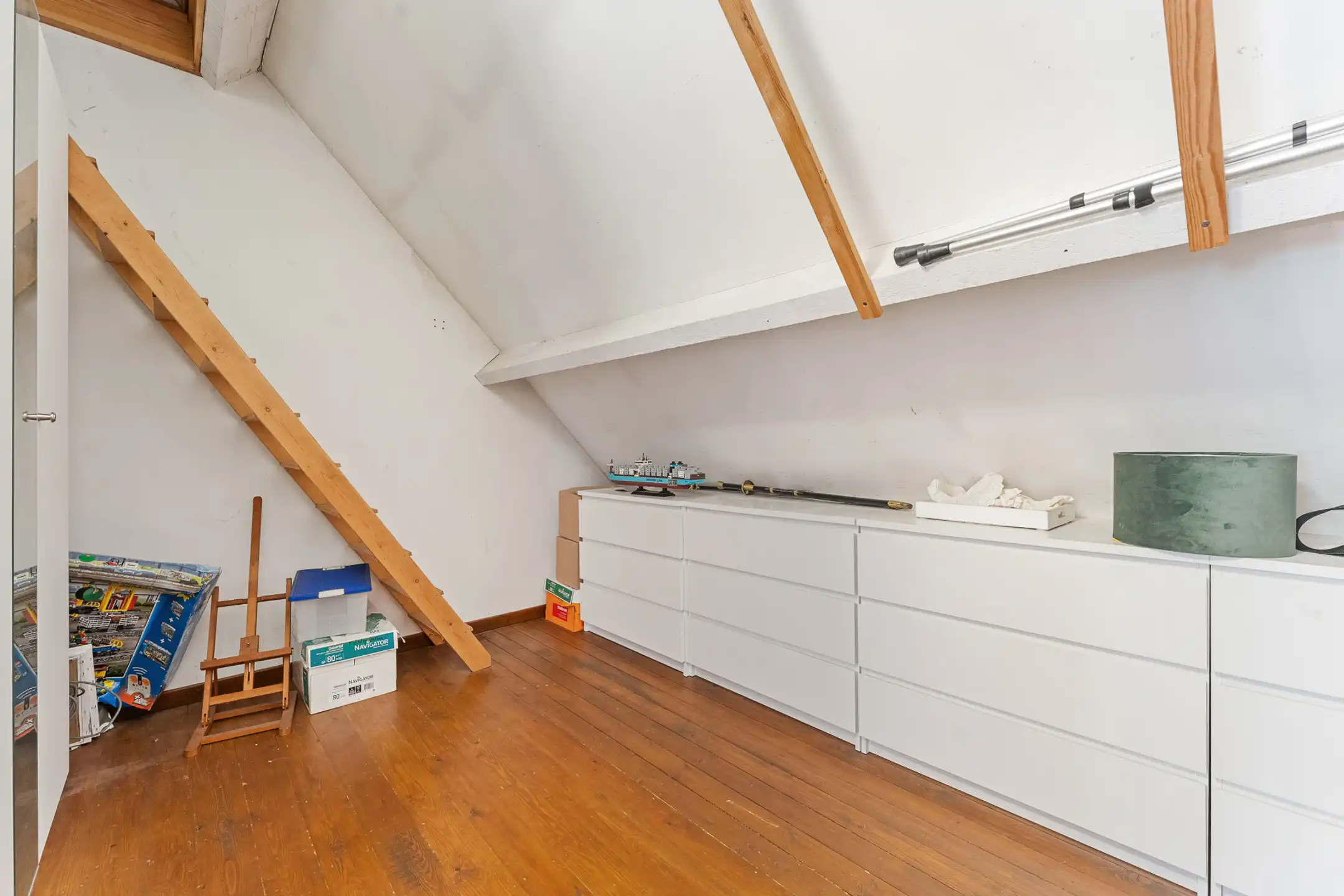 Ruime villa in bosrijke omgeving op een perceel van ca. 3.320m² met zwembad foto 31
