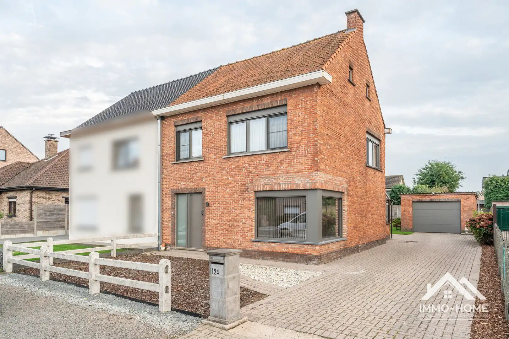 Gerenoveerde HOB op TOPligging in Lokeren foto {{pictureIndex}}