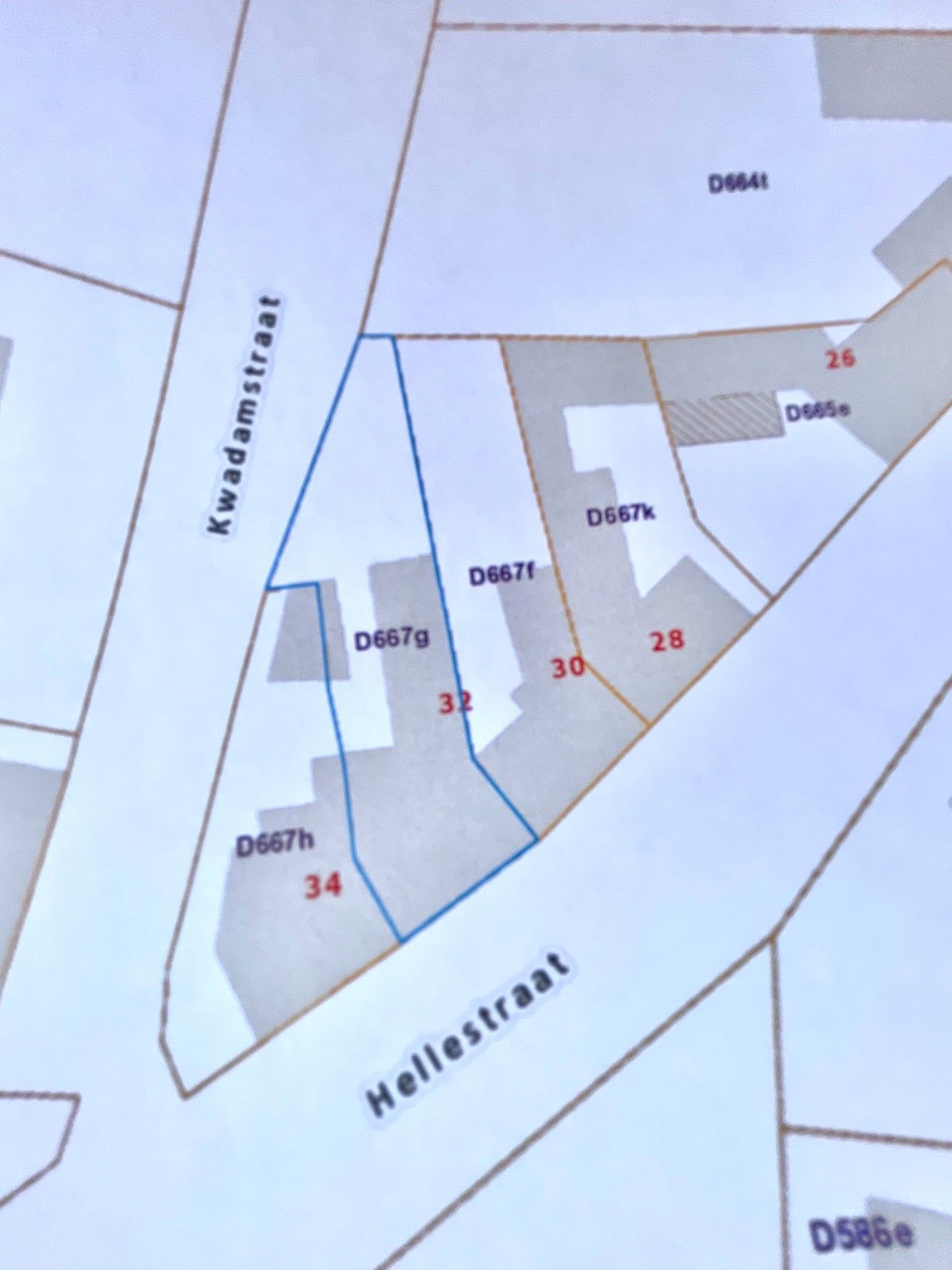 GERENOVEERDE WONING MET 3 SLPKS, TERRAS EN PARKING foto 29