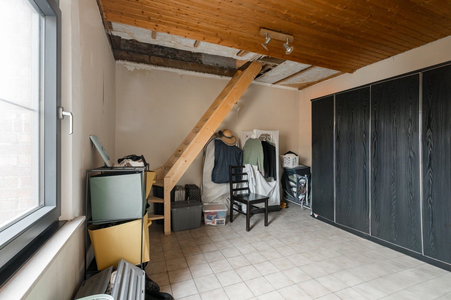 Karaktervolle woning met tal van mogelijkheden in het hart van Neerpelt foto 17