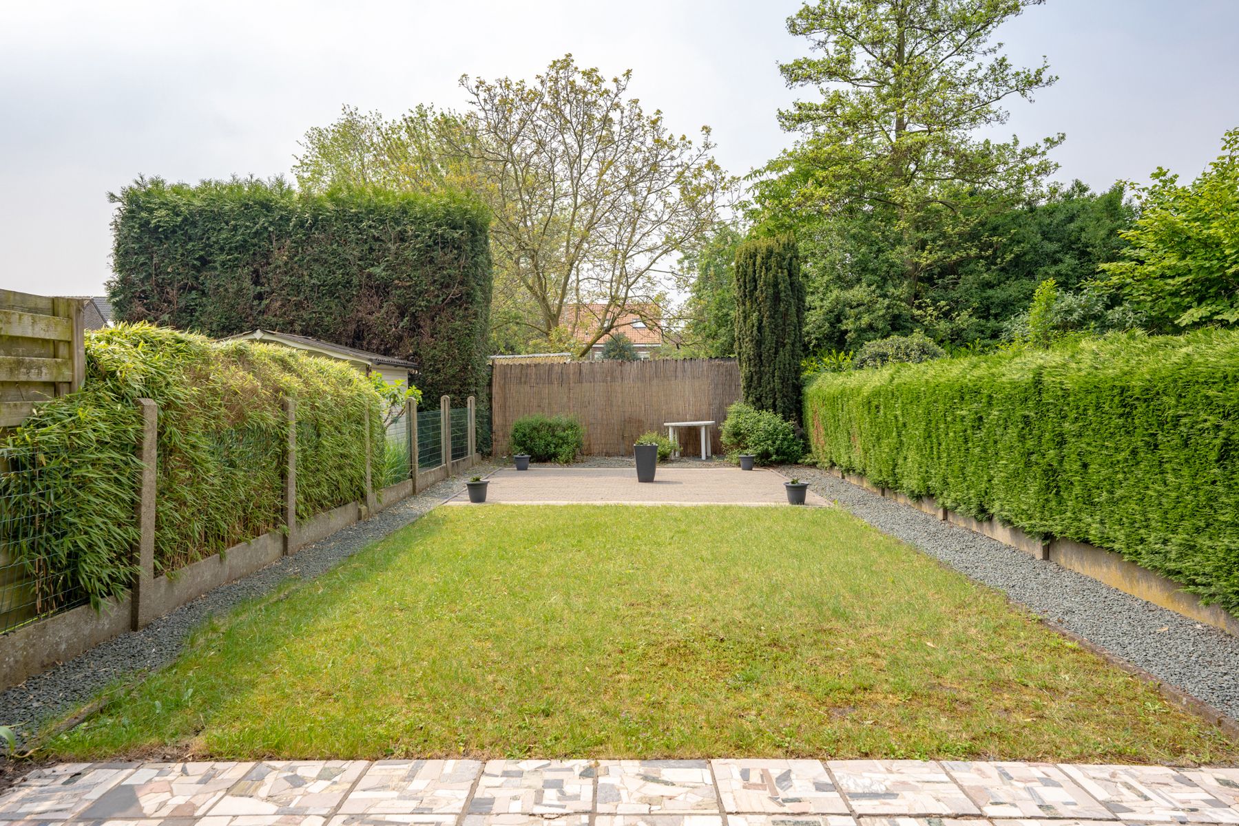 Instapklare woning met 3 slaapkamers, tuin en garage foto 5