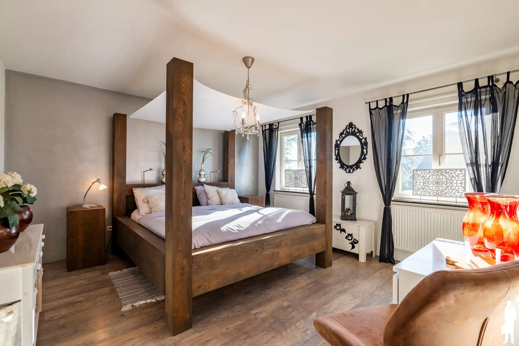 Instapklare en bijzonder verzorgde villa met 4 slaapkamers, 2 badkamers in Ravels foto 25