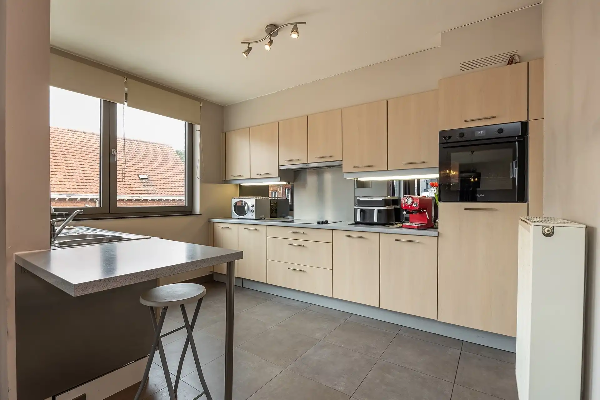 Appartement met 2 slaapkamers en garage gelegen in het centrum van Sint-Gillis-Waas (88m²) foto 5