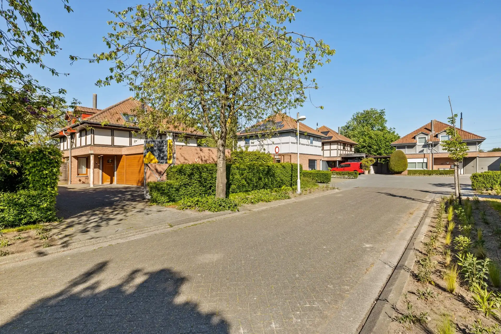 Instapklare gezinswoning met 3 slaapkamers nabij het centrum foto 2