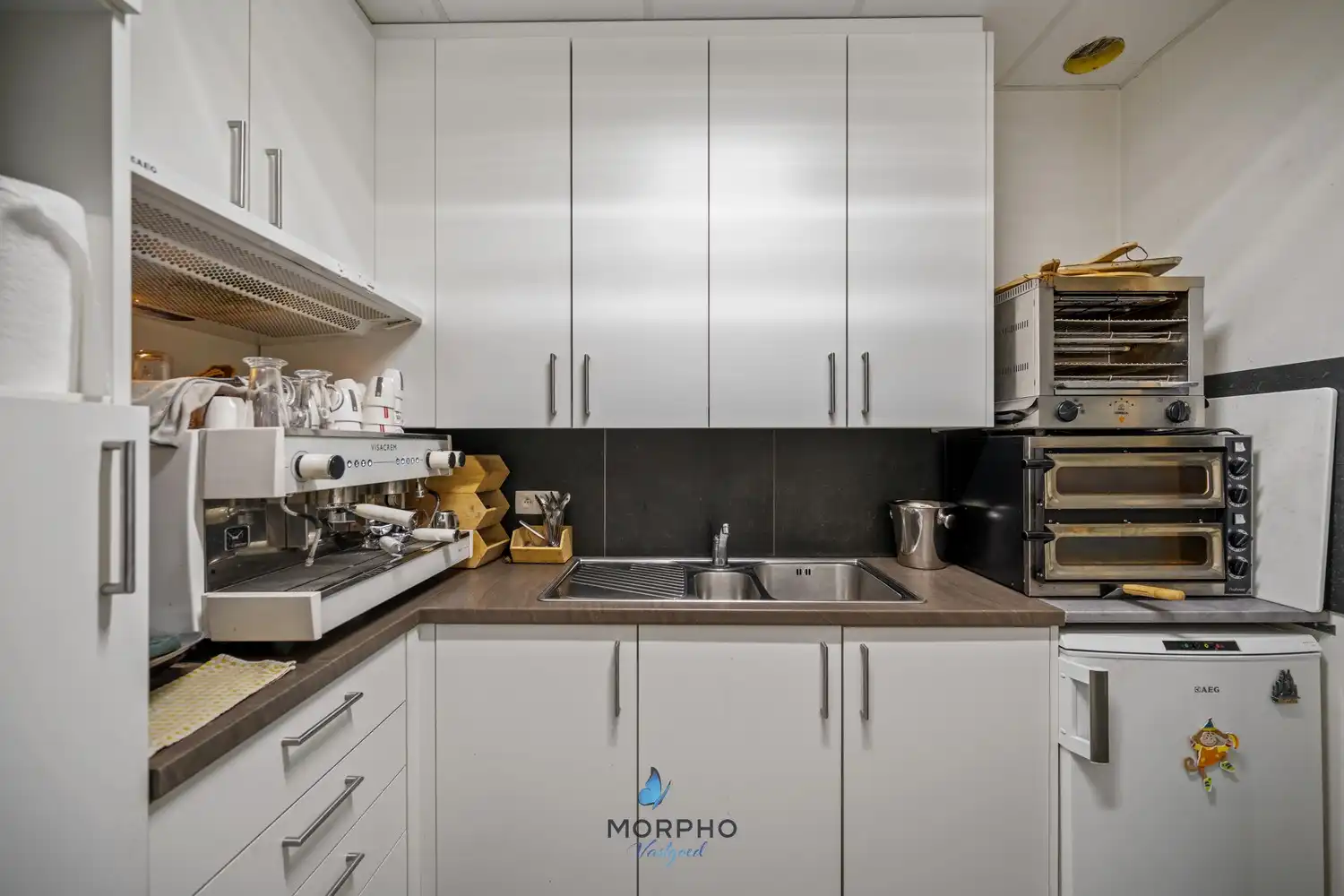 Instapklare handelsruimte (208 m²) op toplocatie in het centrum van Torhout foto 7