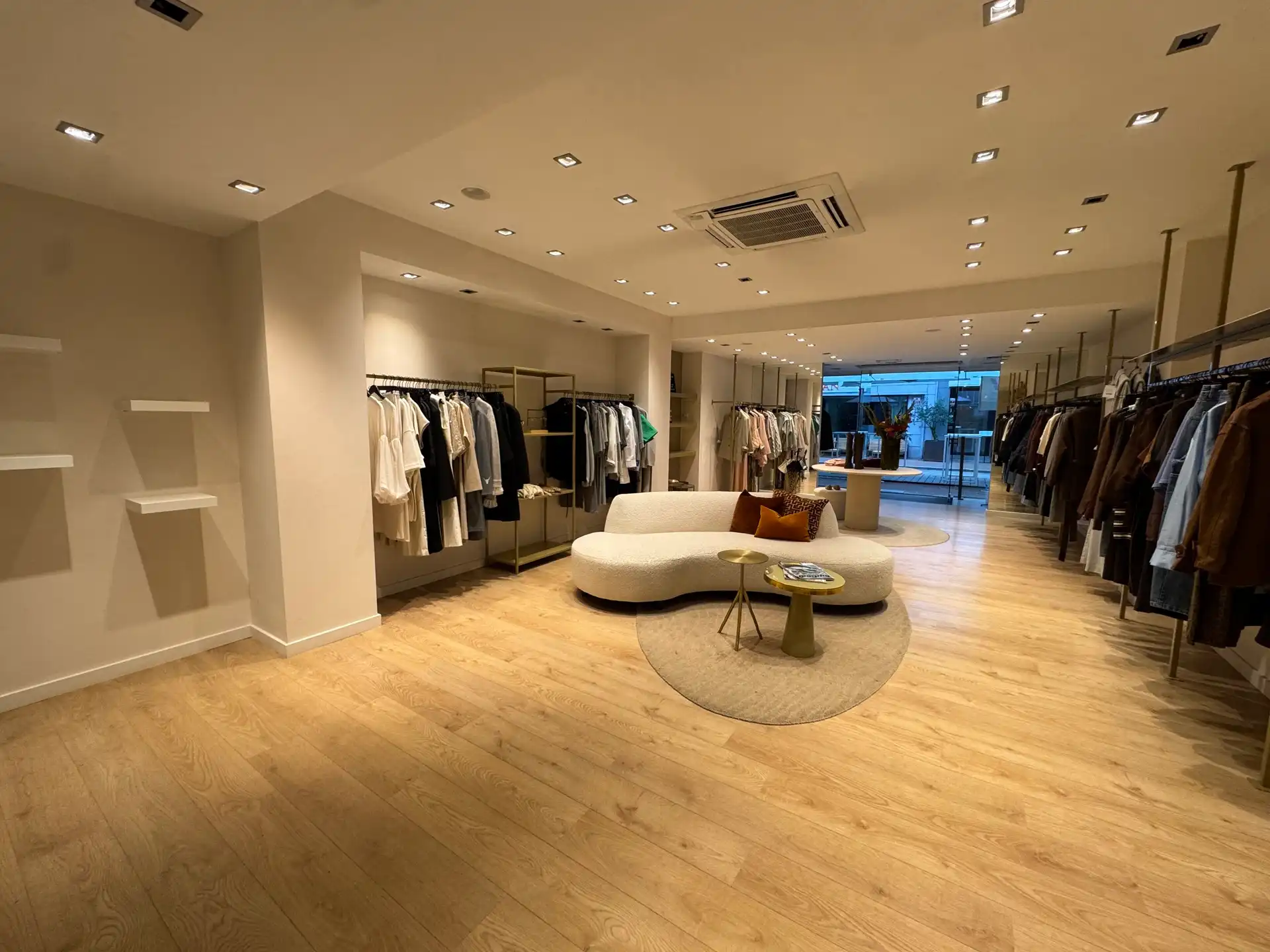 Instapklaar handelspand van 80m² foto 5