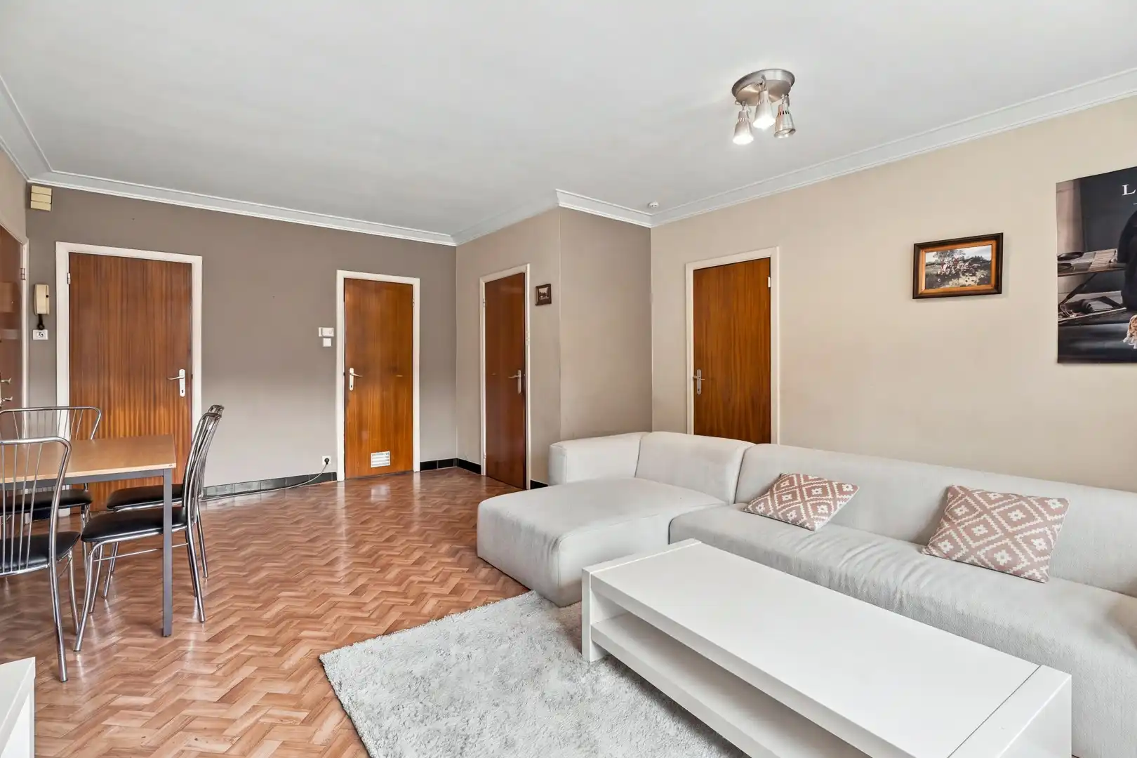 Lichtrijk 2-slaapkamerappartement in kleinschalig gebouw foto 4