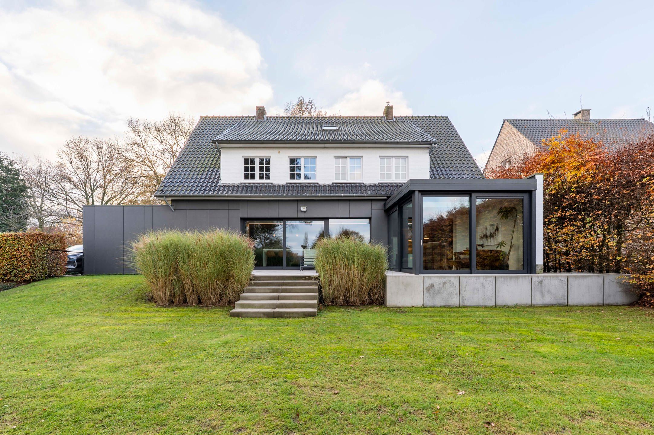 RIJKEVORSEL - Charmante Franse Villa met hedendaagse Luxe! foto {{pictureIndex}}