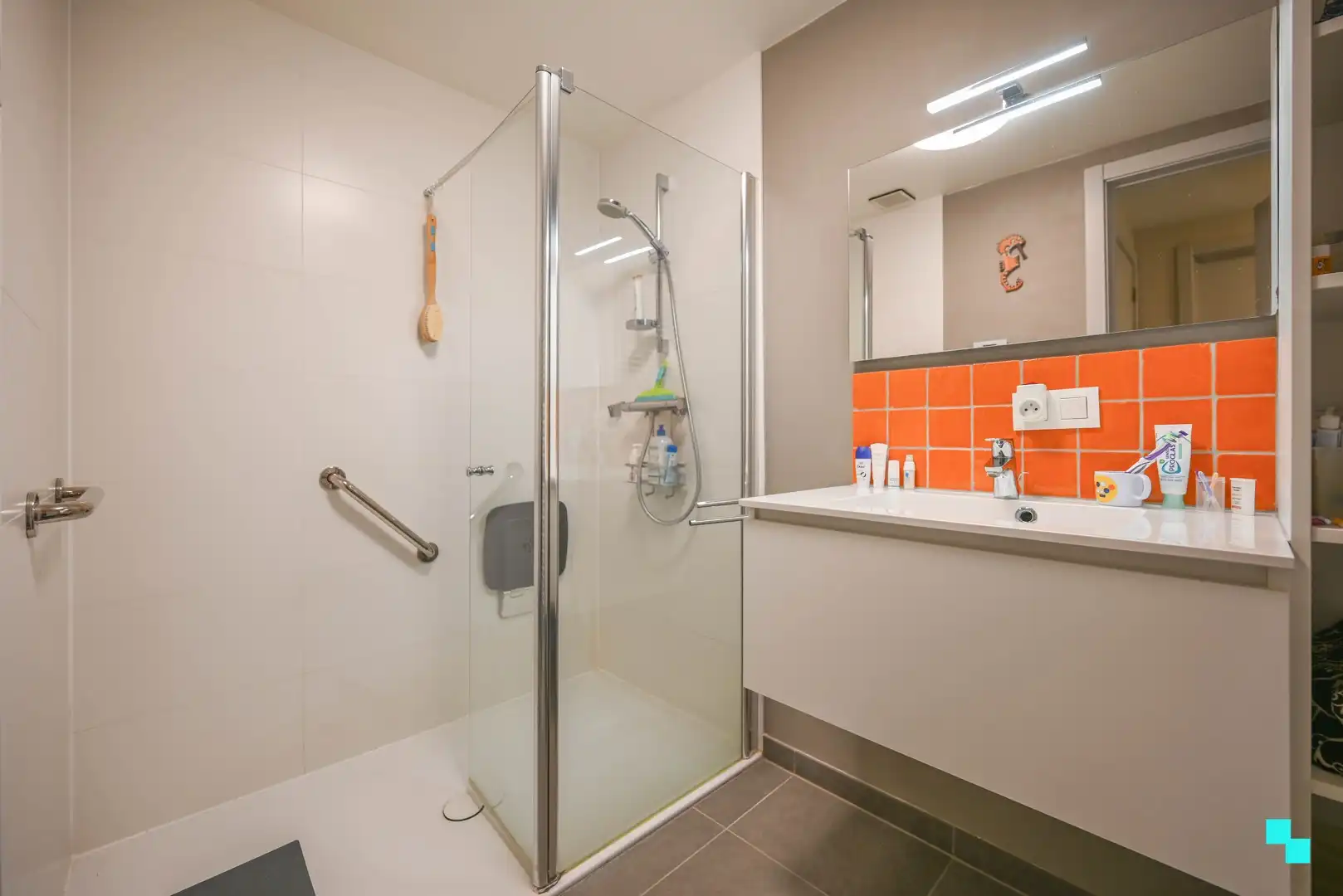 Tweeslaapkamerappartement aan de nieuwe Leieboorden foto 22