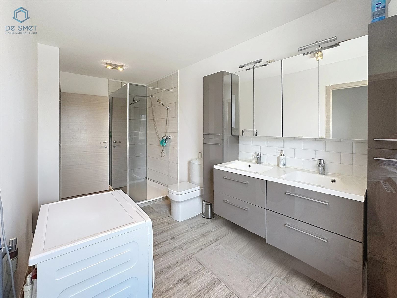 Instapklare gerenoveerde woning foto 7