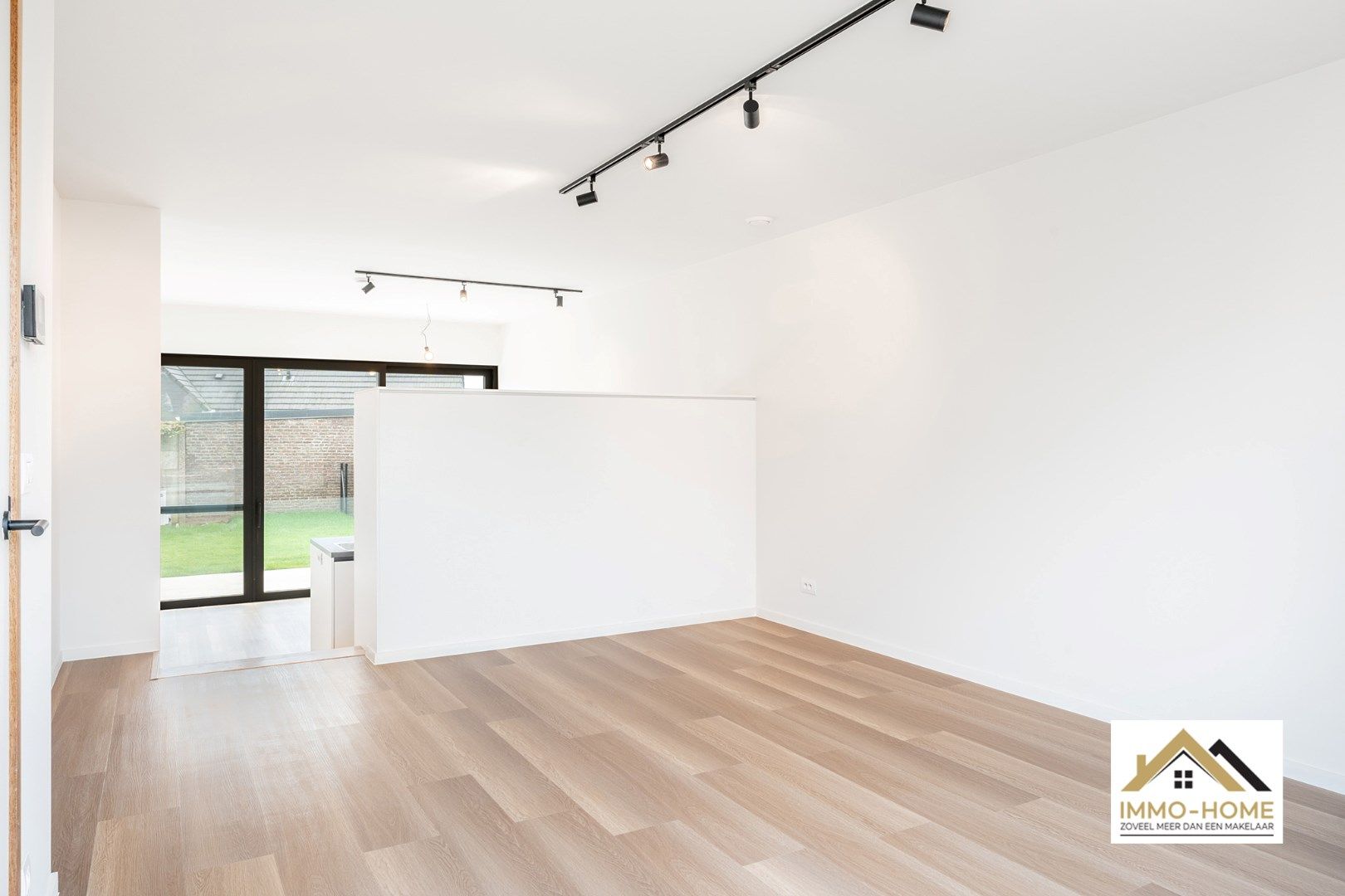 Prachtige nieuwbouwwoning in landelijke gemeente foto 10