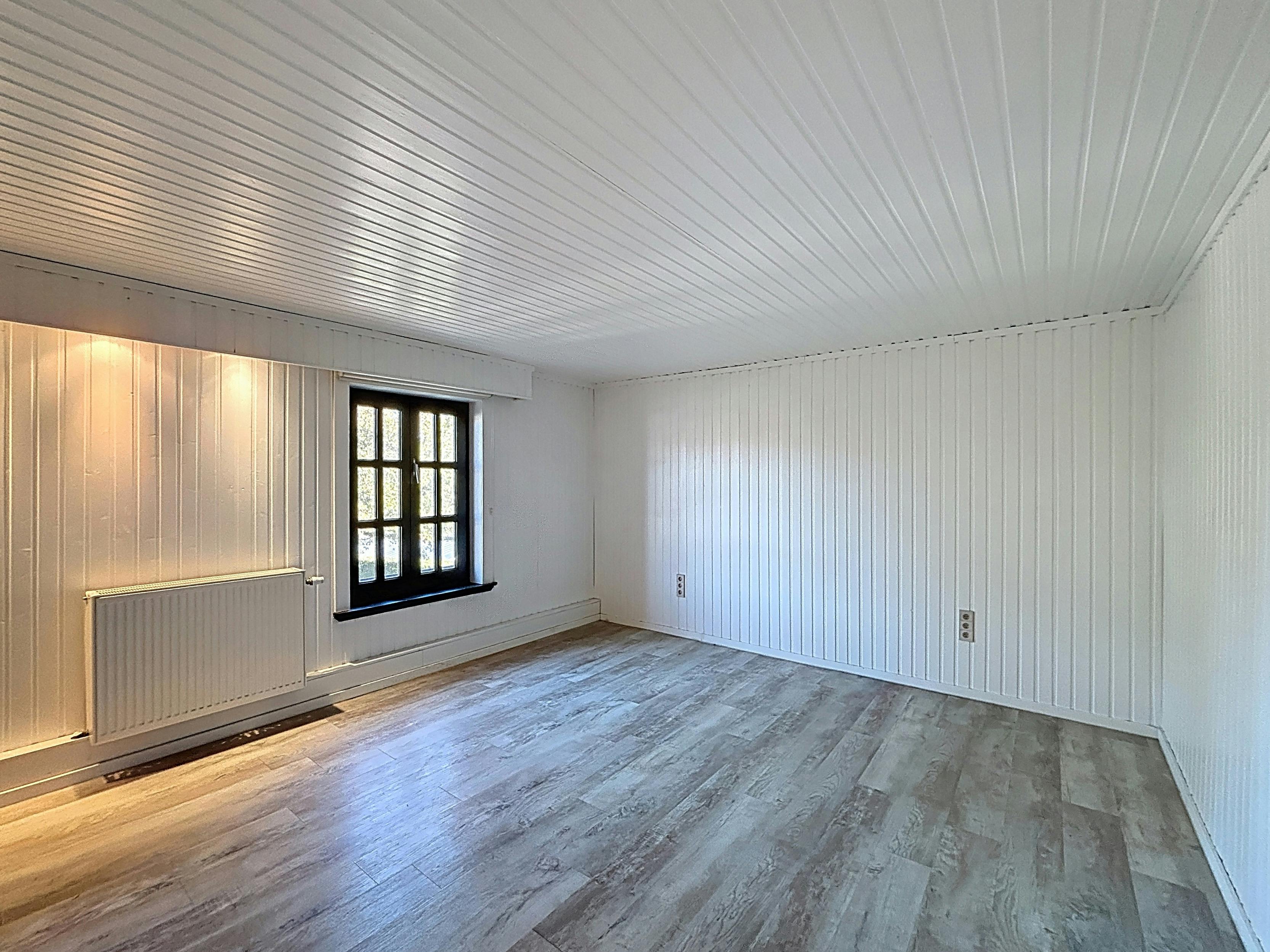 Huis met 2-3 slaapkamers, garage en loods in Assebroek  foto 15