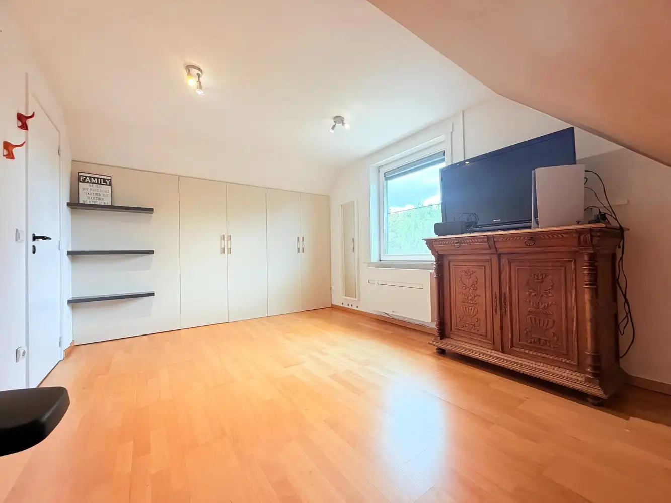 Energiezuinige woning met zonnig tuin (576 m²)! foto 16