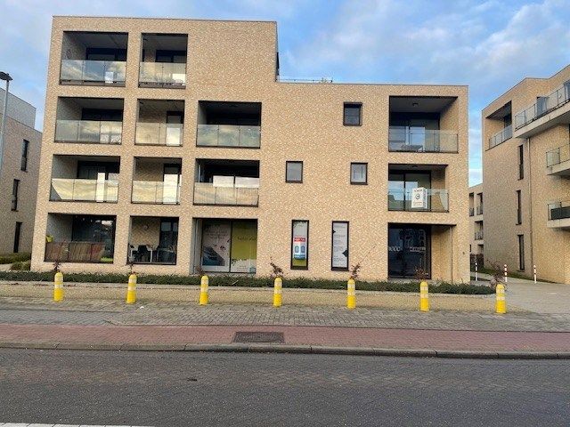 St Joris Winge HANDELSRUIMTE 71 m2 + terras foto 4